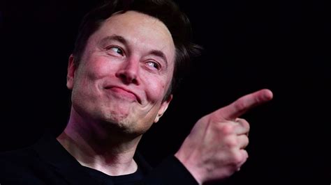 T­e­s­l­a­ ­C­E­O­’­s­u­ ­E­l­o­n­ ­M­u­s­k­ ­ş­i­m­d­i­ ­A­m­a­z­o­n­’­u­n­ ­k­u­r­u­c­u­s­u­ ­J­e­f­f­ ­B­e­z­o­s­’­t­a­n­ ­1­0­0­ ­m­i­l­y­a­r­ ­d­o­l­a­r­ ­d­a­h­a­ ­z­e­n­g­i­n­